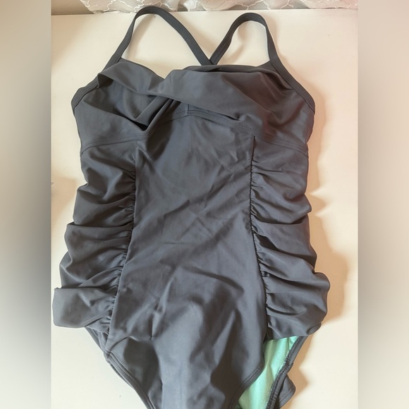 ATHLETA Black Twister Swimsuit One Piece 36 B/C - Picture 11 of 11
